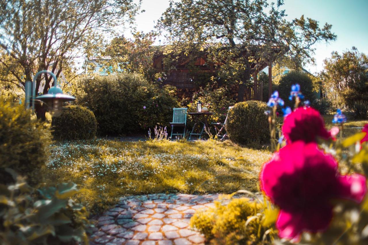 Bed & Breakfast Unter Den Linden Hungen Esterno foto